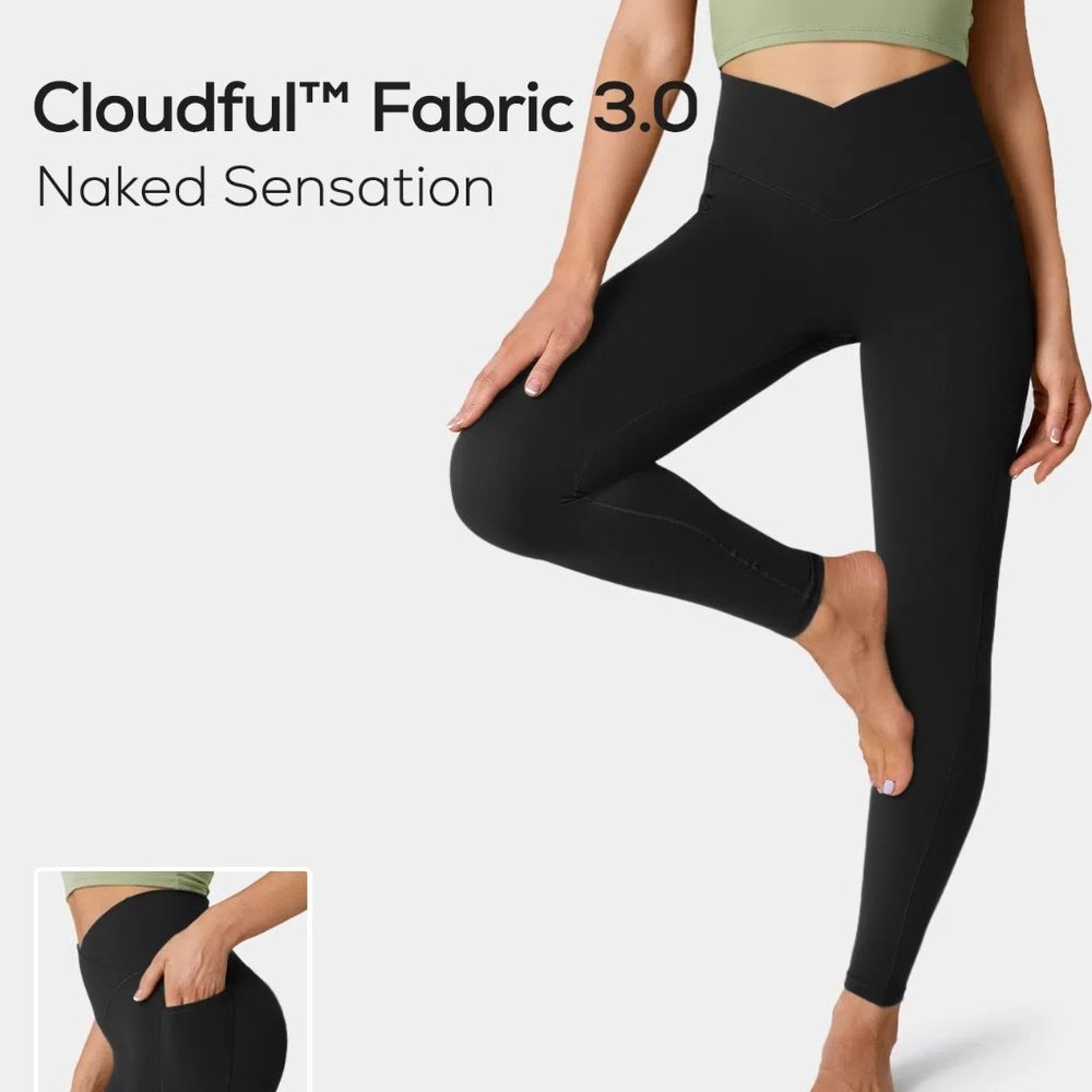 Everyday Cloudful™ Fabric 3.0 Crossover Pocket Plain Leggings - M - Black